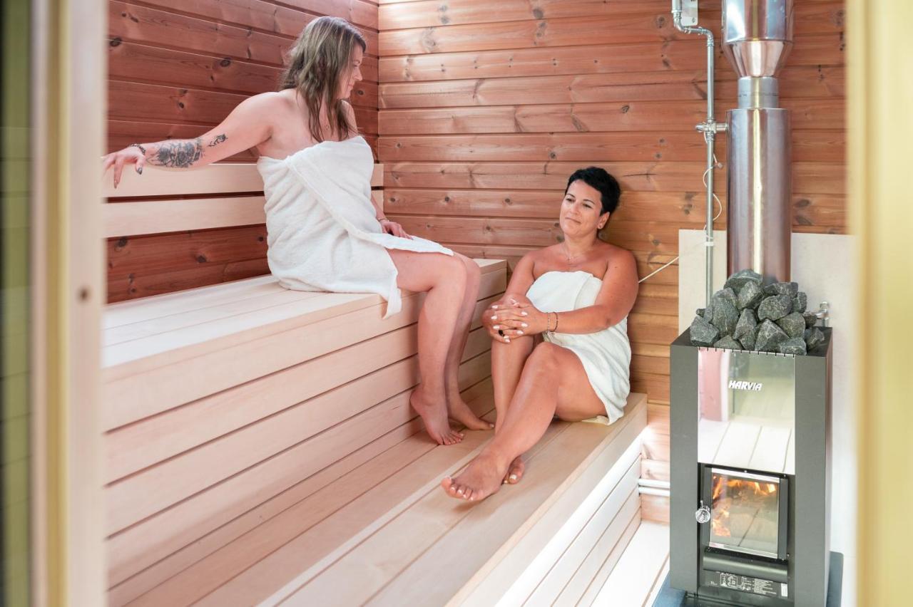 Villa Tu Jest Pieknie à Ropa Extérieur photo